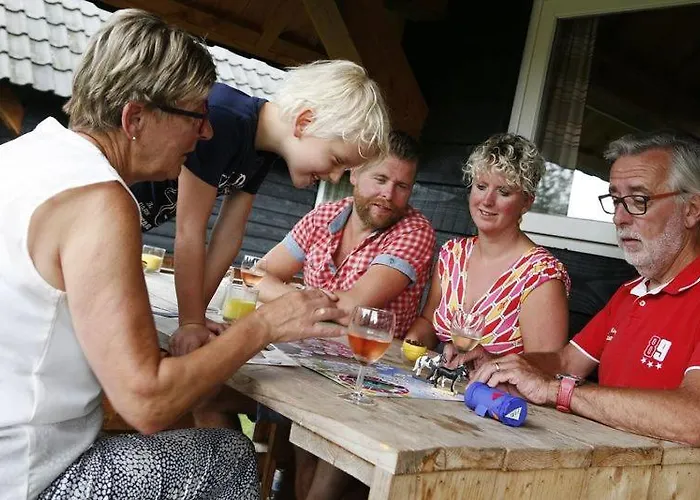 Houtlodge 18 Persons